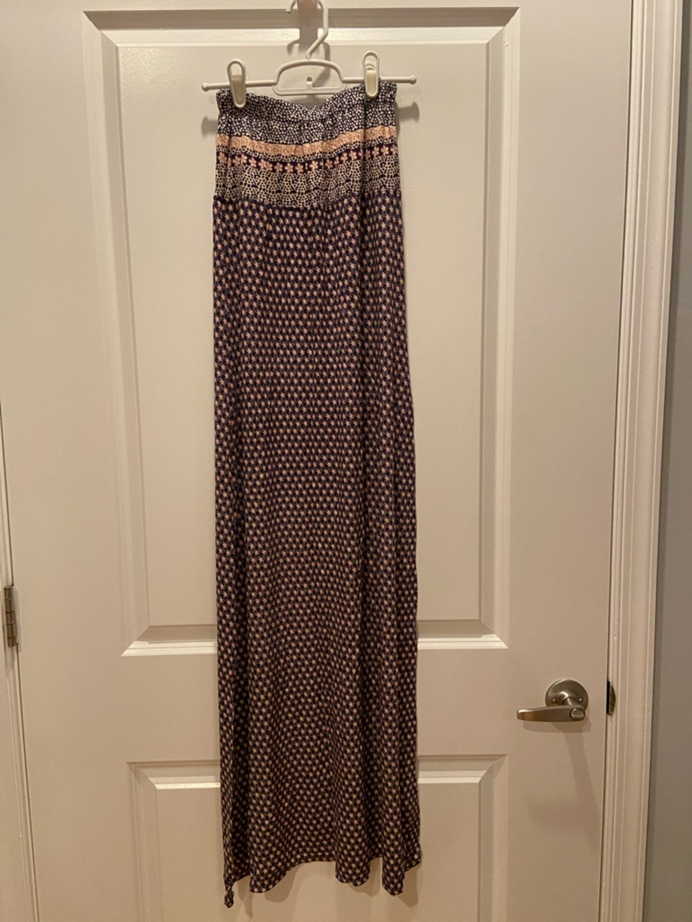 Max Studio Navy and Cream Patterned Maxi Skirt